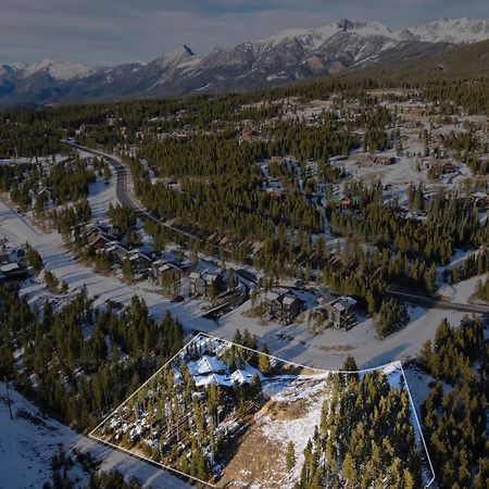 Rising Bull Lodge Big Sky Exterior photo